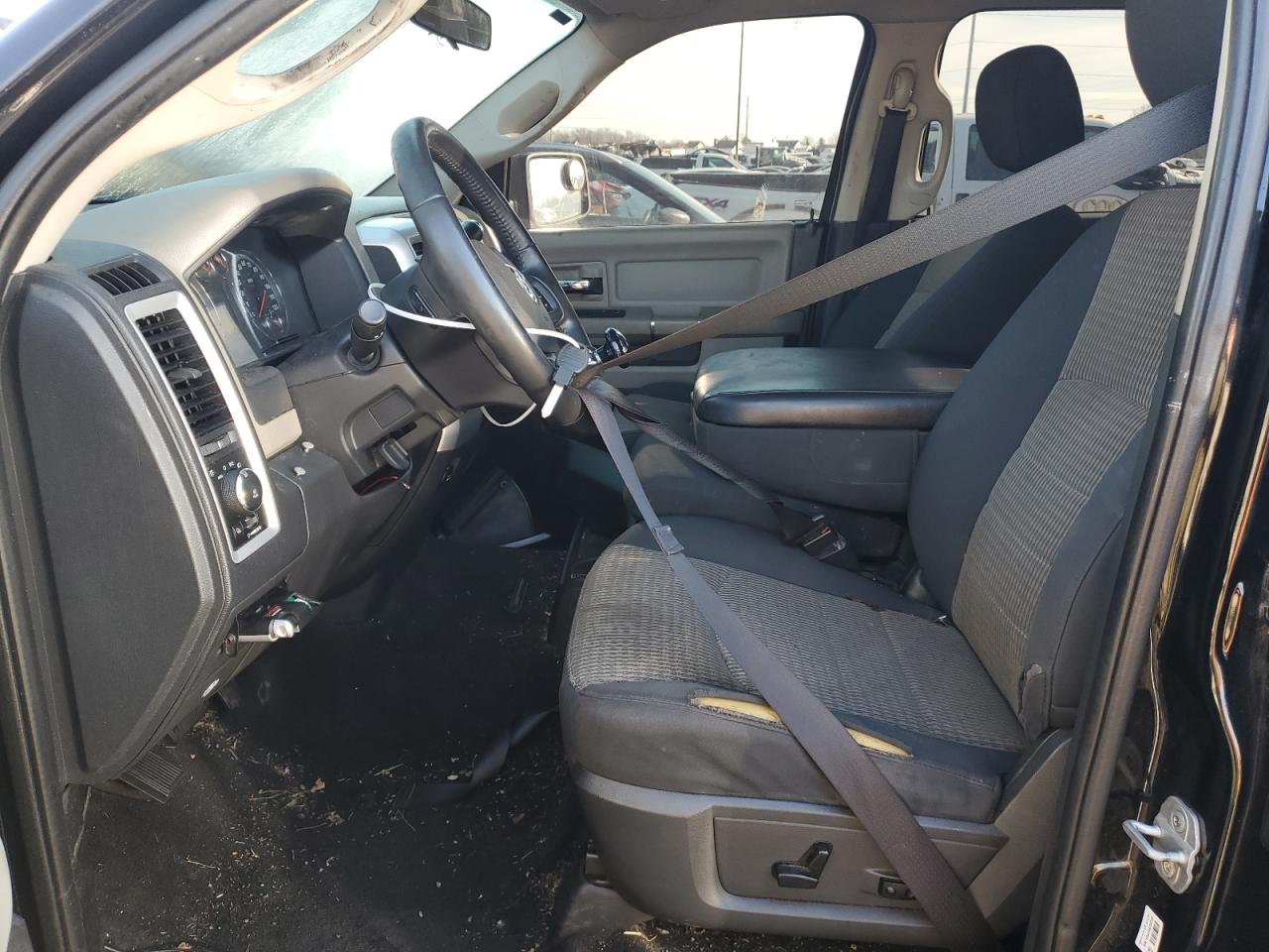 2012 Dodge RAM - Image 7