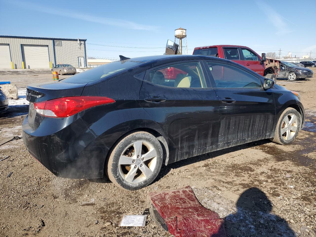 2011 Hyundai Elantra - Image 3