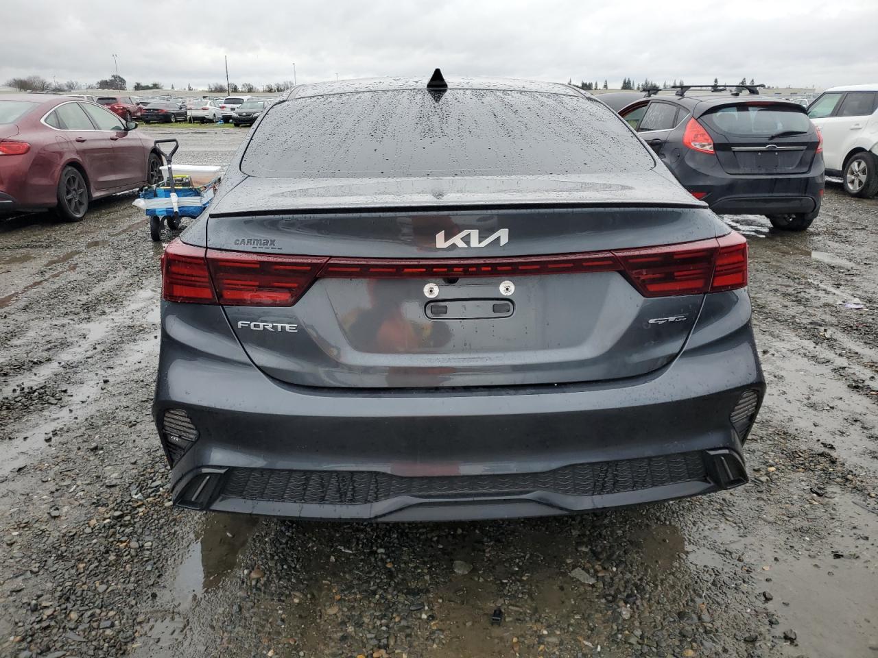 2024 Kia Forte - Image 6