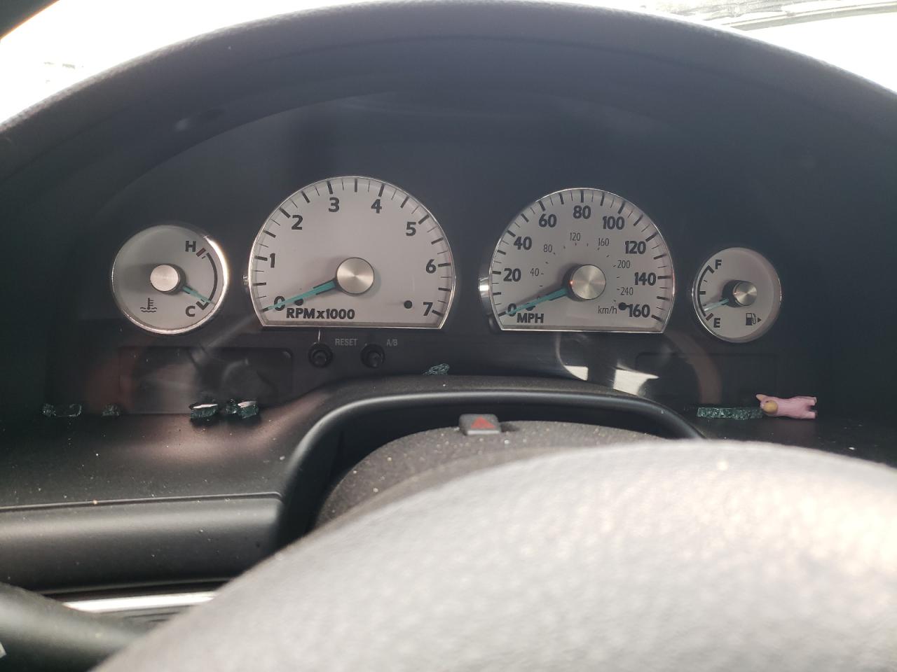 2004 Ford Thunderbird VIN: 1FAHP60A84Y112374 Lot: 44447255