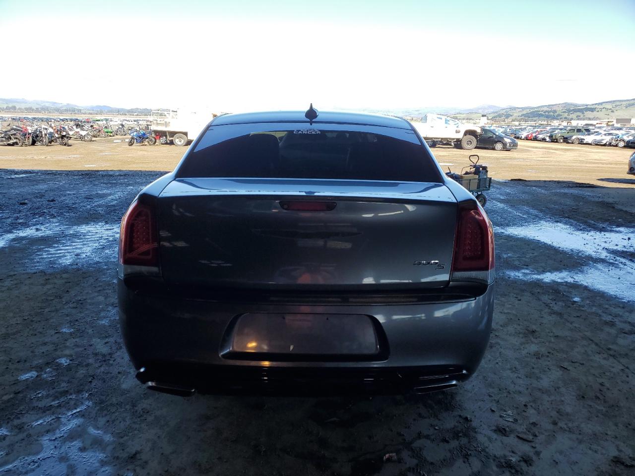 2019 Chrysler 300 - Image 6