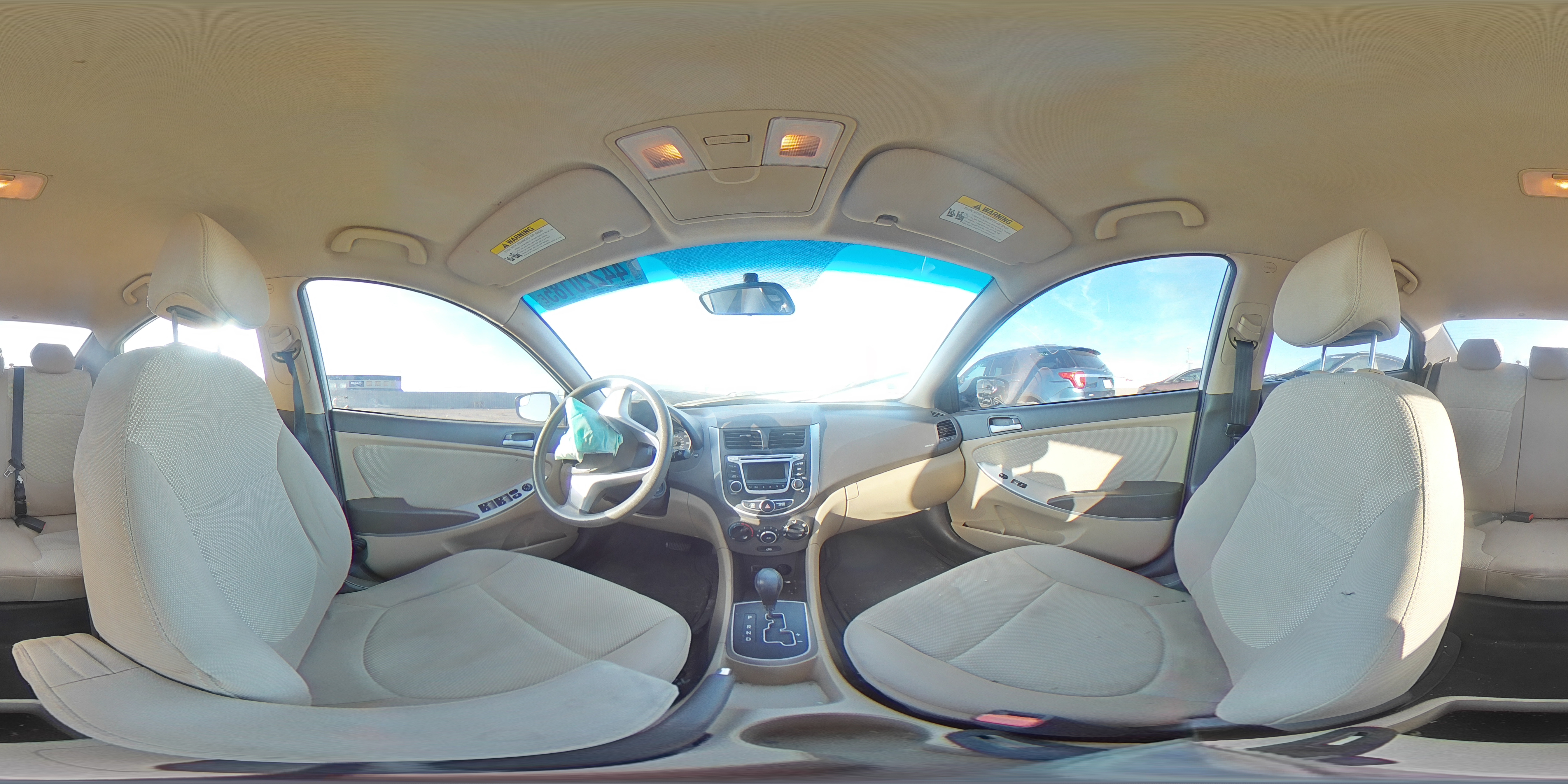 2014 Hyundai Accent - Image 13