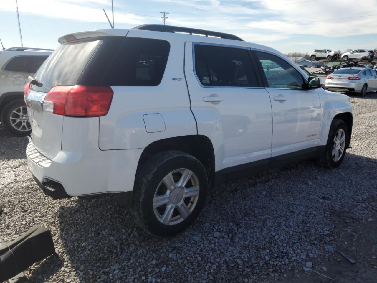 2014 GMC Terrain - Image 3