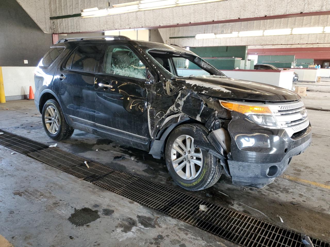 2014 Ford Explorer - Image 4