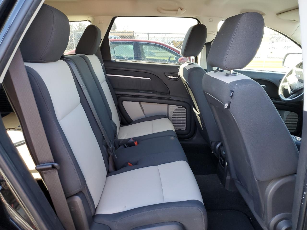 2009 Dodge Journey - Image 11