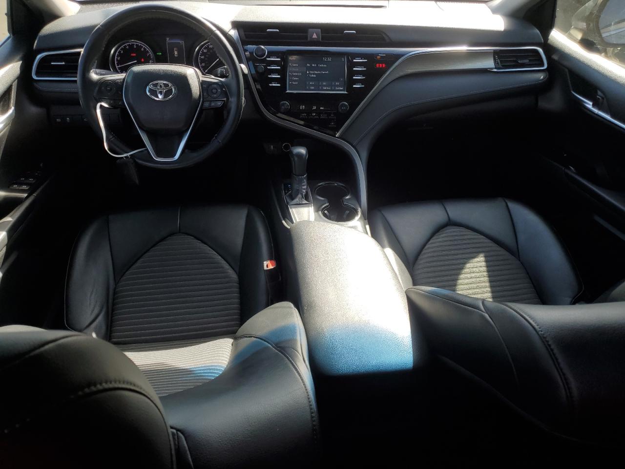 2018 Toyota Camry - Image 8
