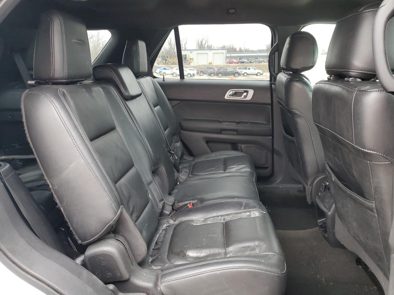 2012 Ford Explorer - Image 12
