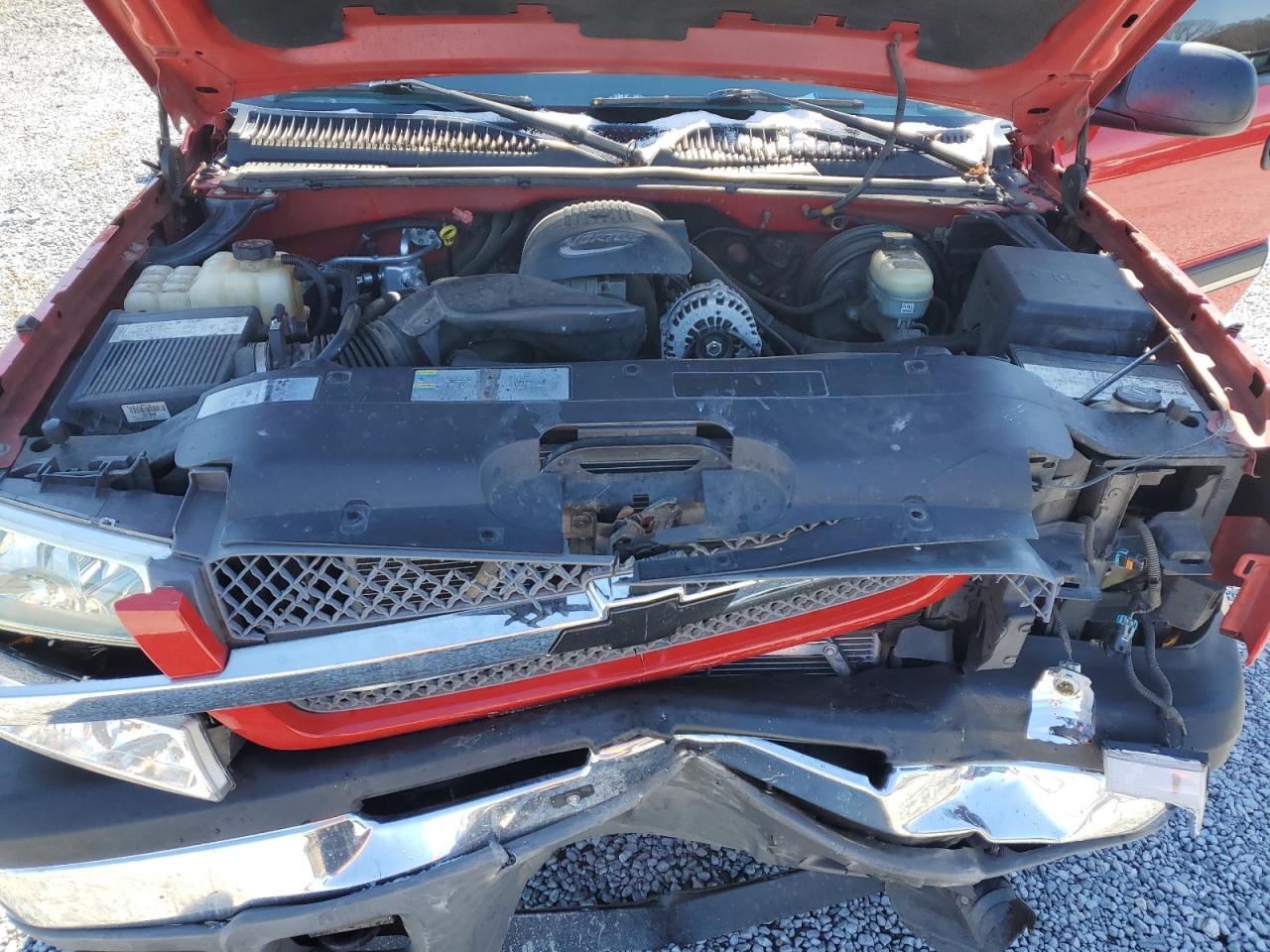 2005 Chevrolet Silverado - Image 11