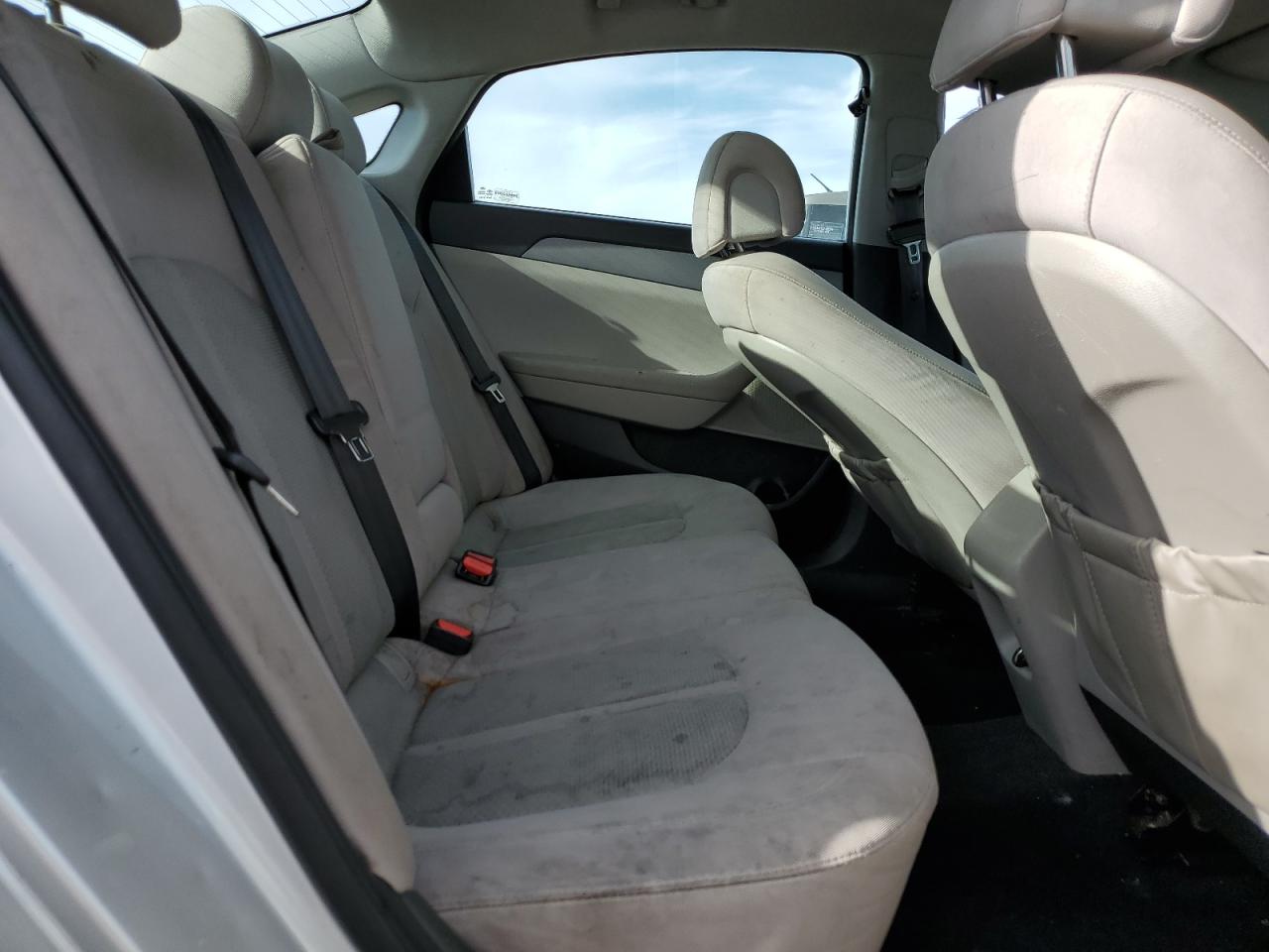 2017 Hyundai Sonata - Image 10