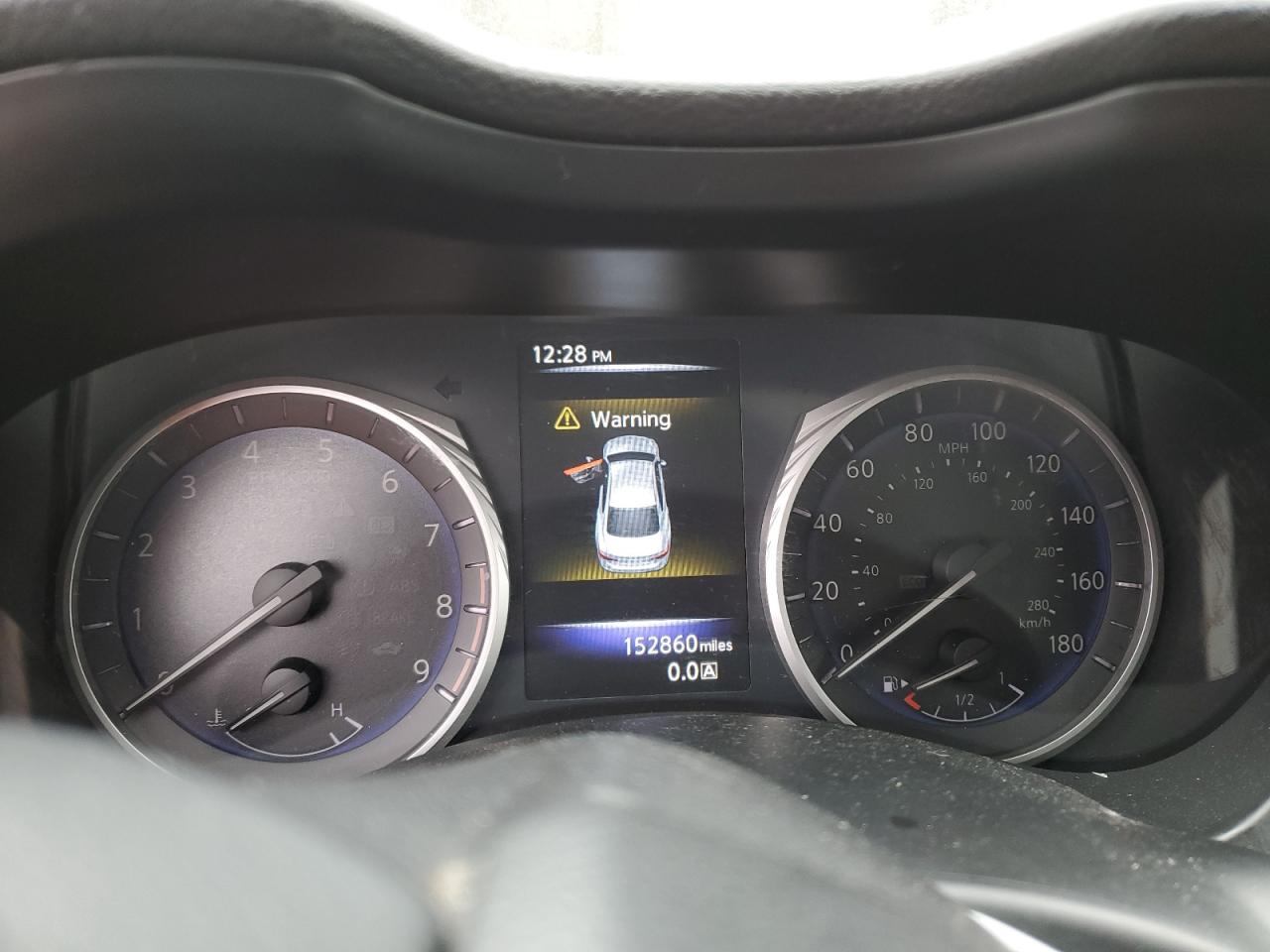 2015 Infiniti Q50 - Image 9