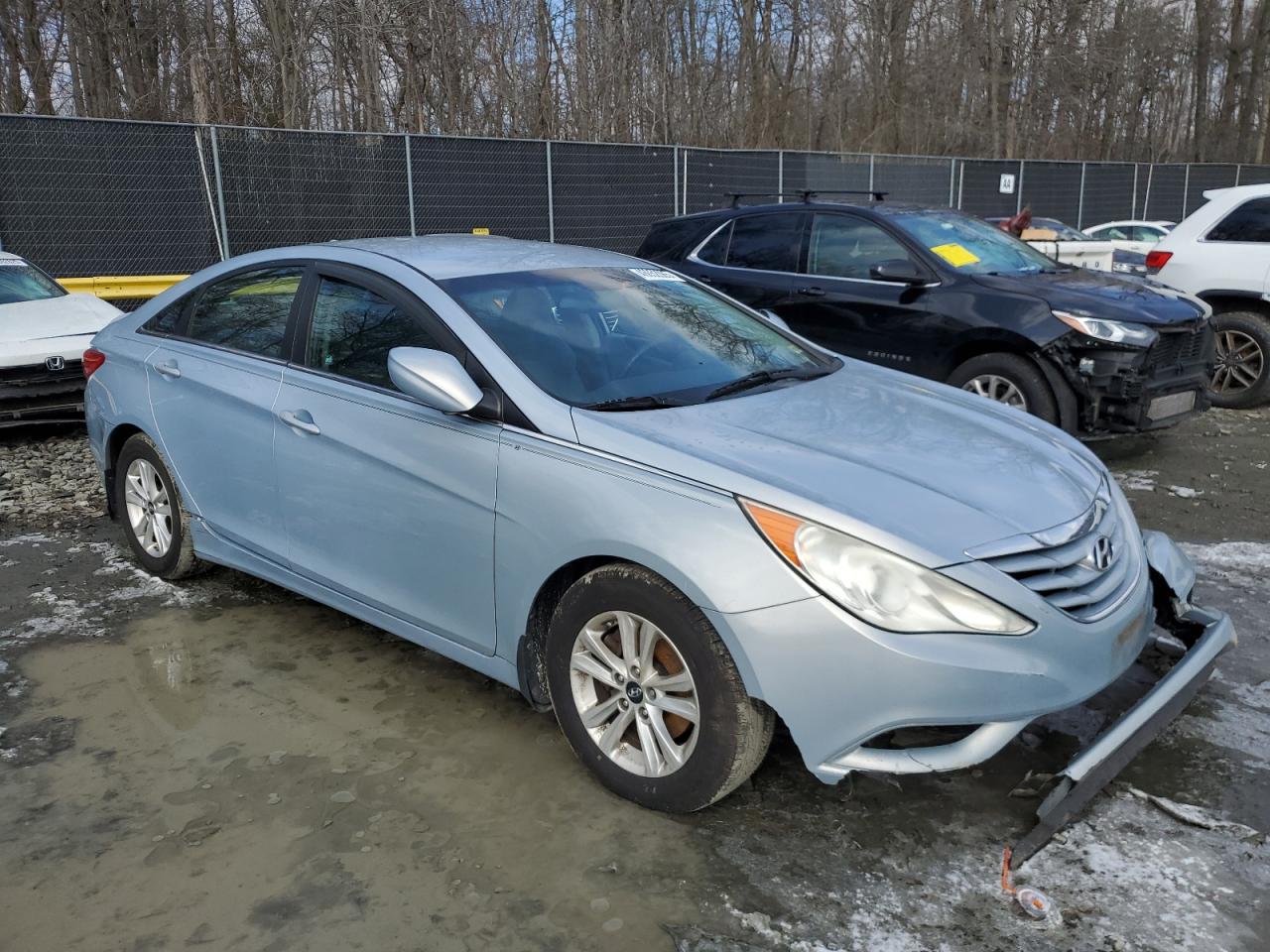 2013 Hyundai Sonata - Image 4