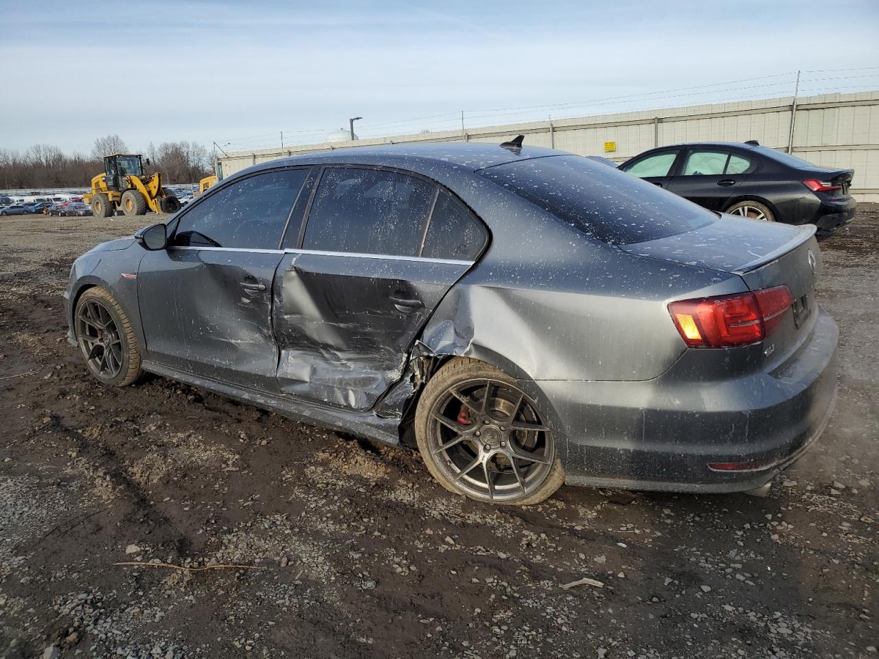 2016 Volkswagen Jetta - Image 2