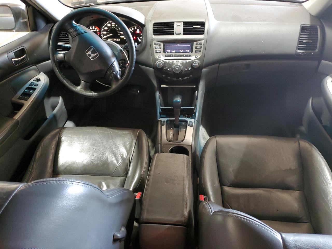 2006 Honda Accord - Image 8