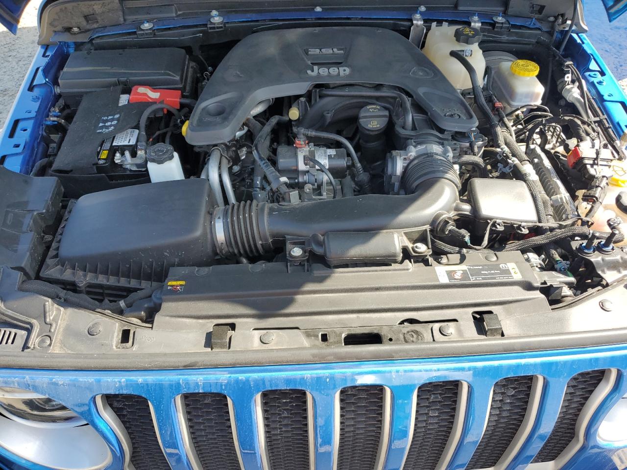 2021 Jeep Wrangler - Image 12