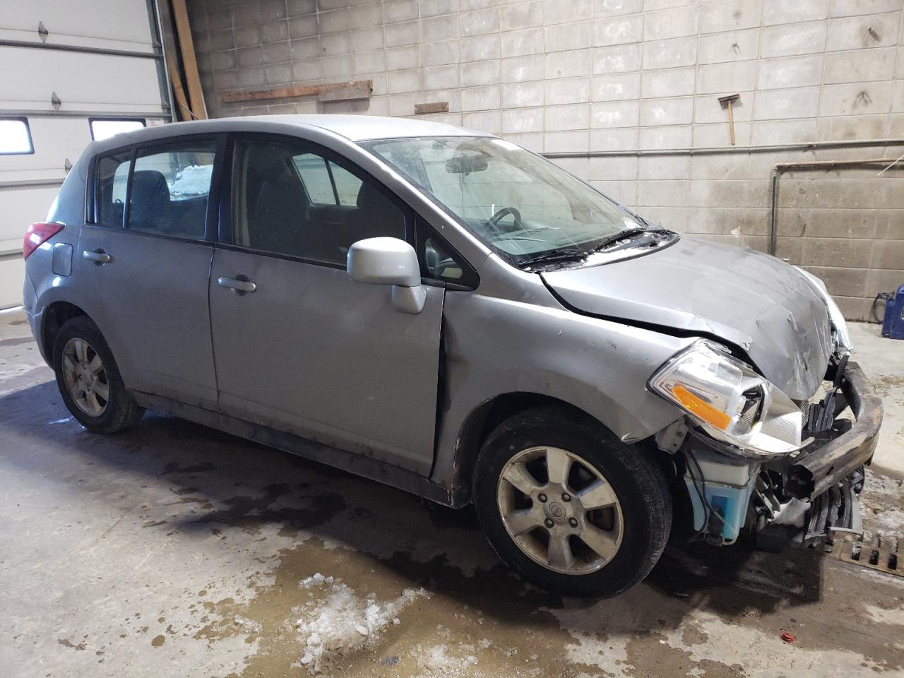 2012 Nissan Versa - Image 4