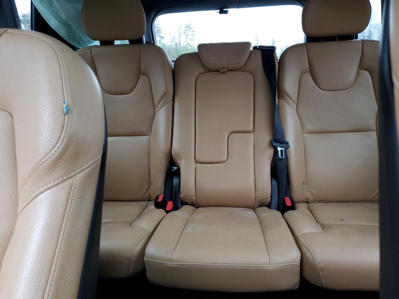 2017 Volvo XC90 - Image 10