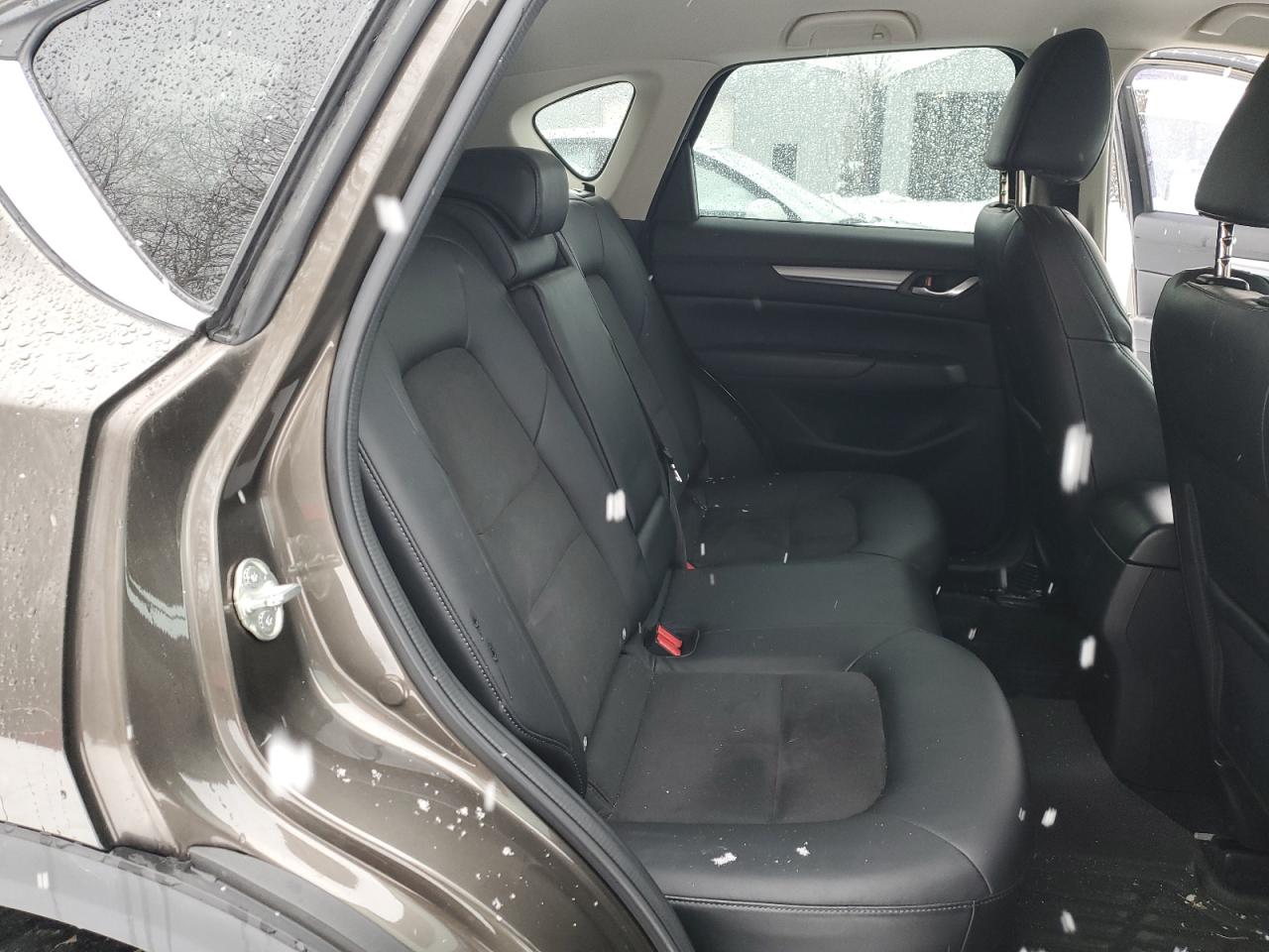 2017 Mazda CX-5 - Image 11