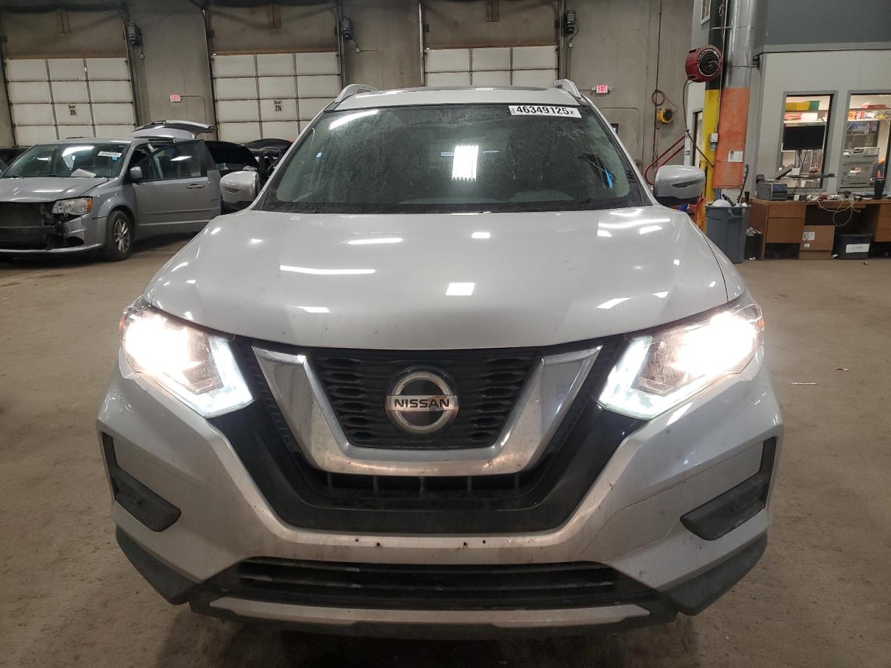 2018 Nissan Rogue - Image 5