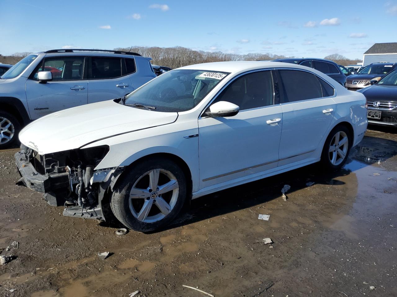 2017 Volkswagen Passat R-Line for Sale in Assonet, MA - Front End