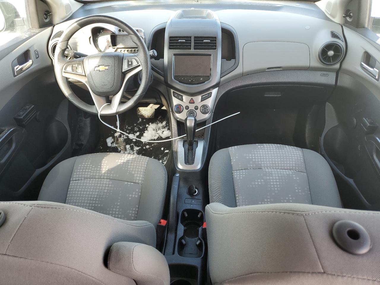 2014 Chevrolet Sonic - Image 8