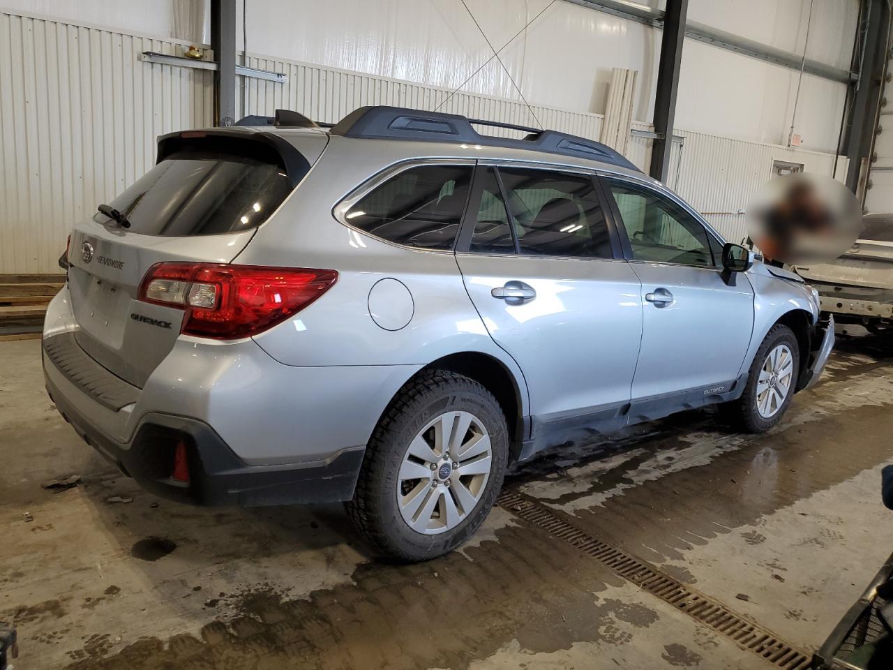 2018 Subaru Outback - Image 3