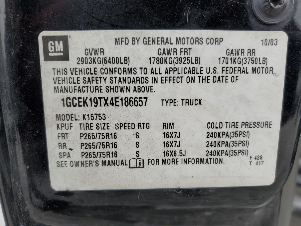 2004 Chevrolet Silverado - Image 12