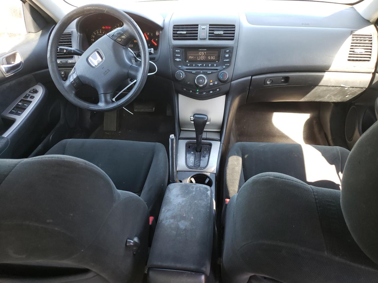 2004 Honda Accord - Image 8
