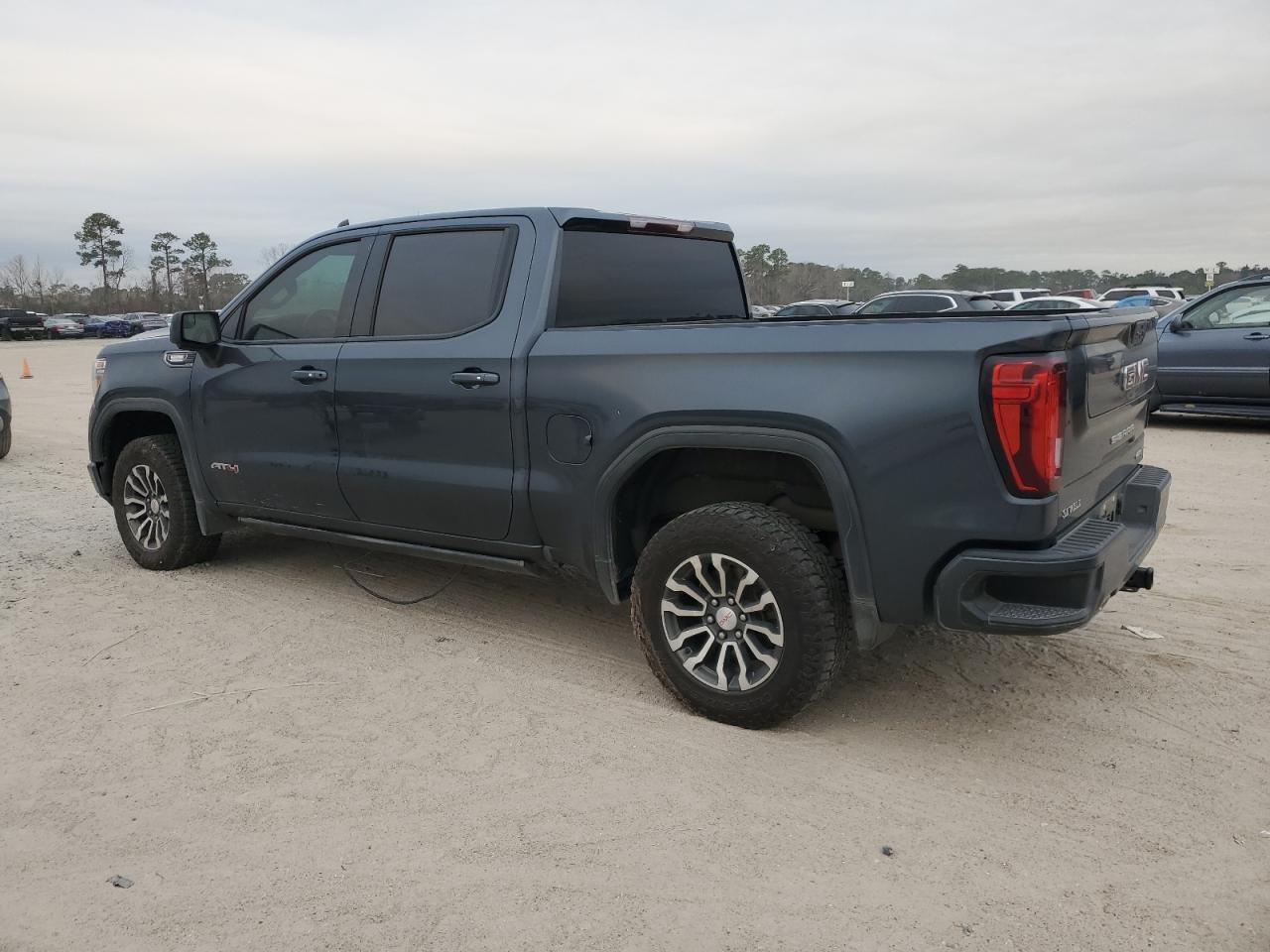 2021 GMC Sierra - Image 2