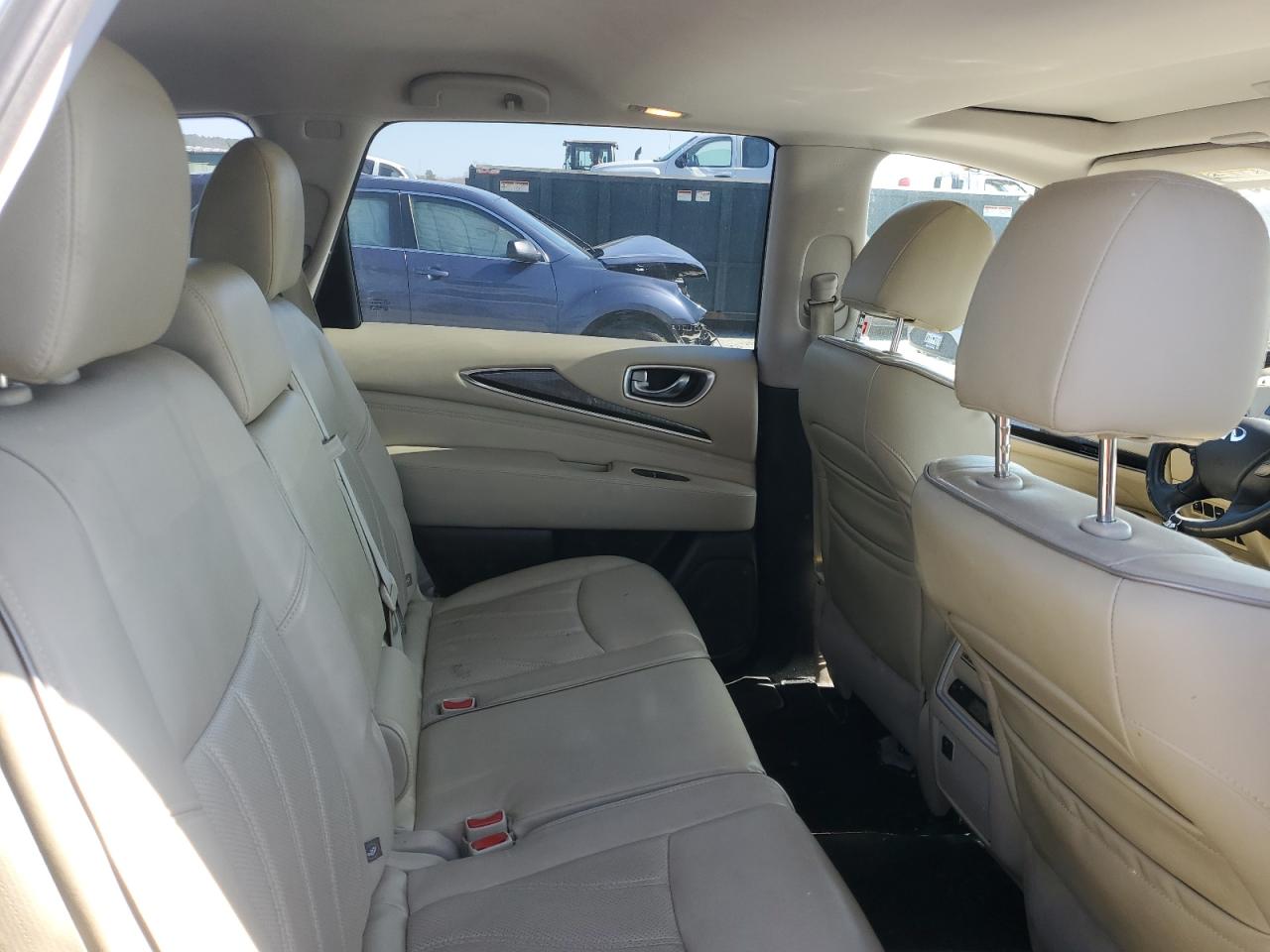 2017 Infiniti QX60 - Image 11