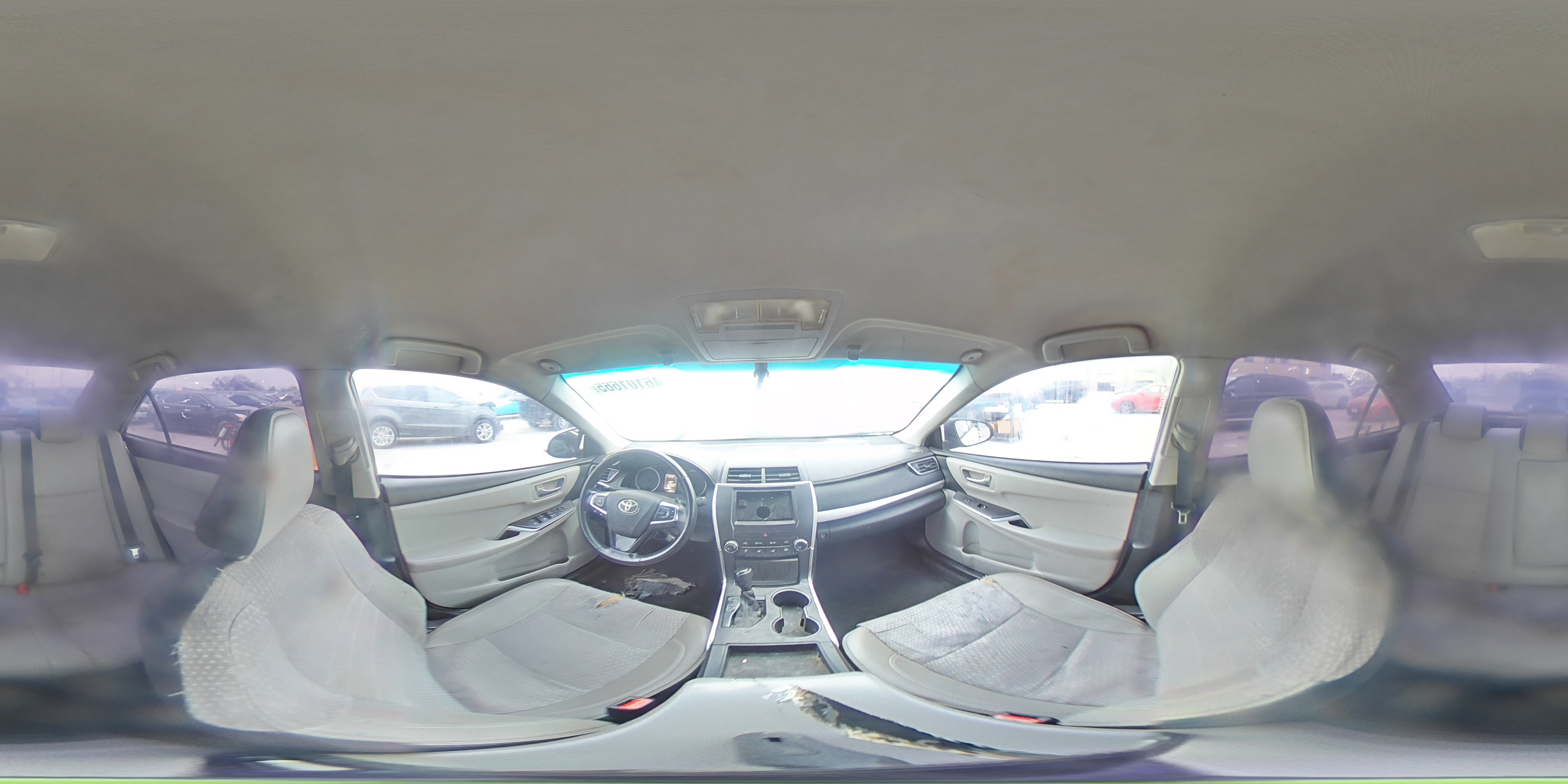 2015 Toyota Camry - Image 13