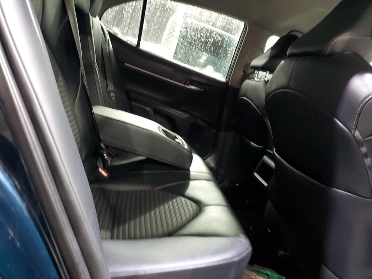 2021 Toyota Camry - Image 10
