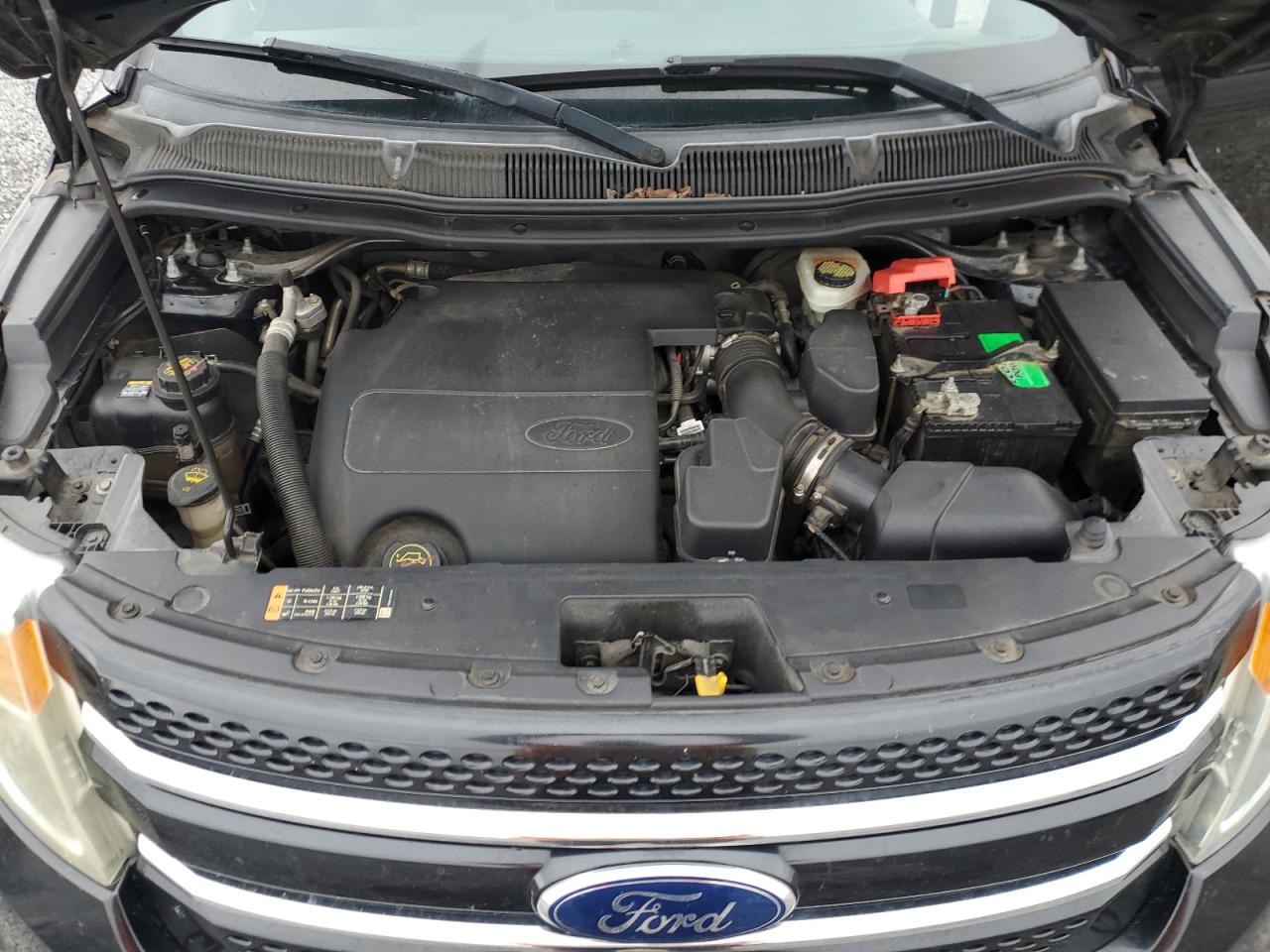2015 Ford Explorer - Image 13