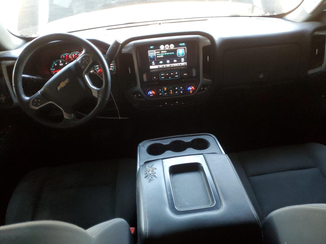 2016 Chevrolet Silverado - Image 8