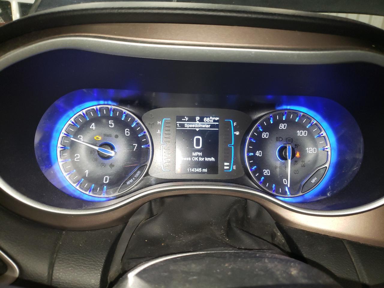 2017 Chrysler Pacifica - Image 9