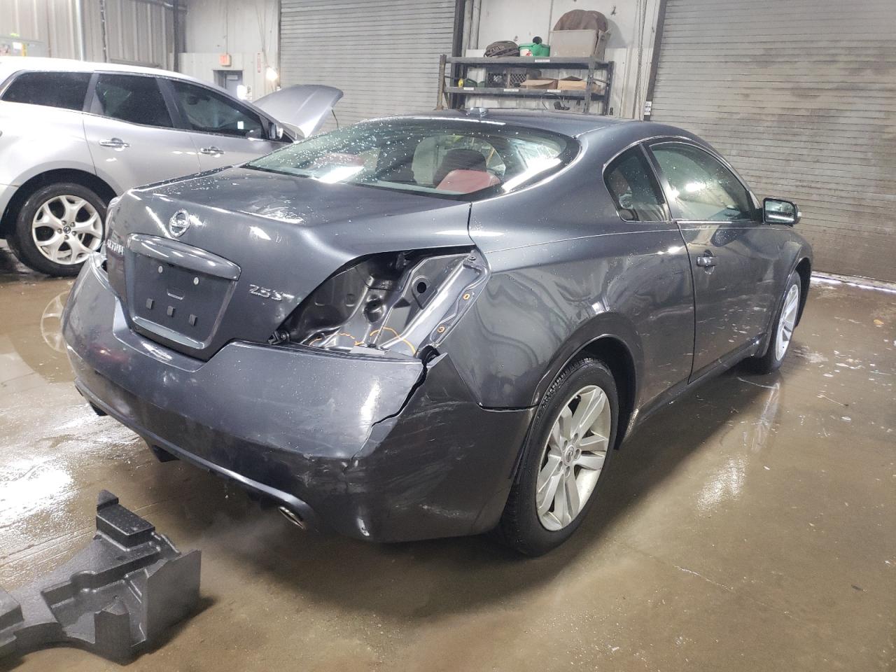 2012 Nissan Altima - Image 3