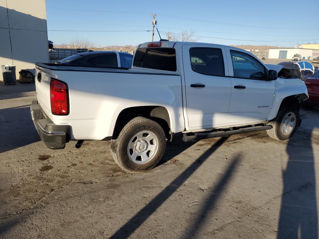 2022 Chevrolet Colorado - Image 3