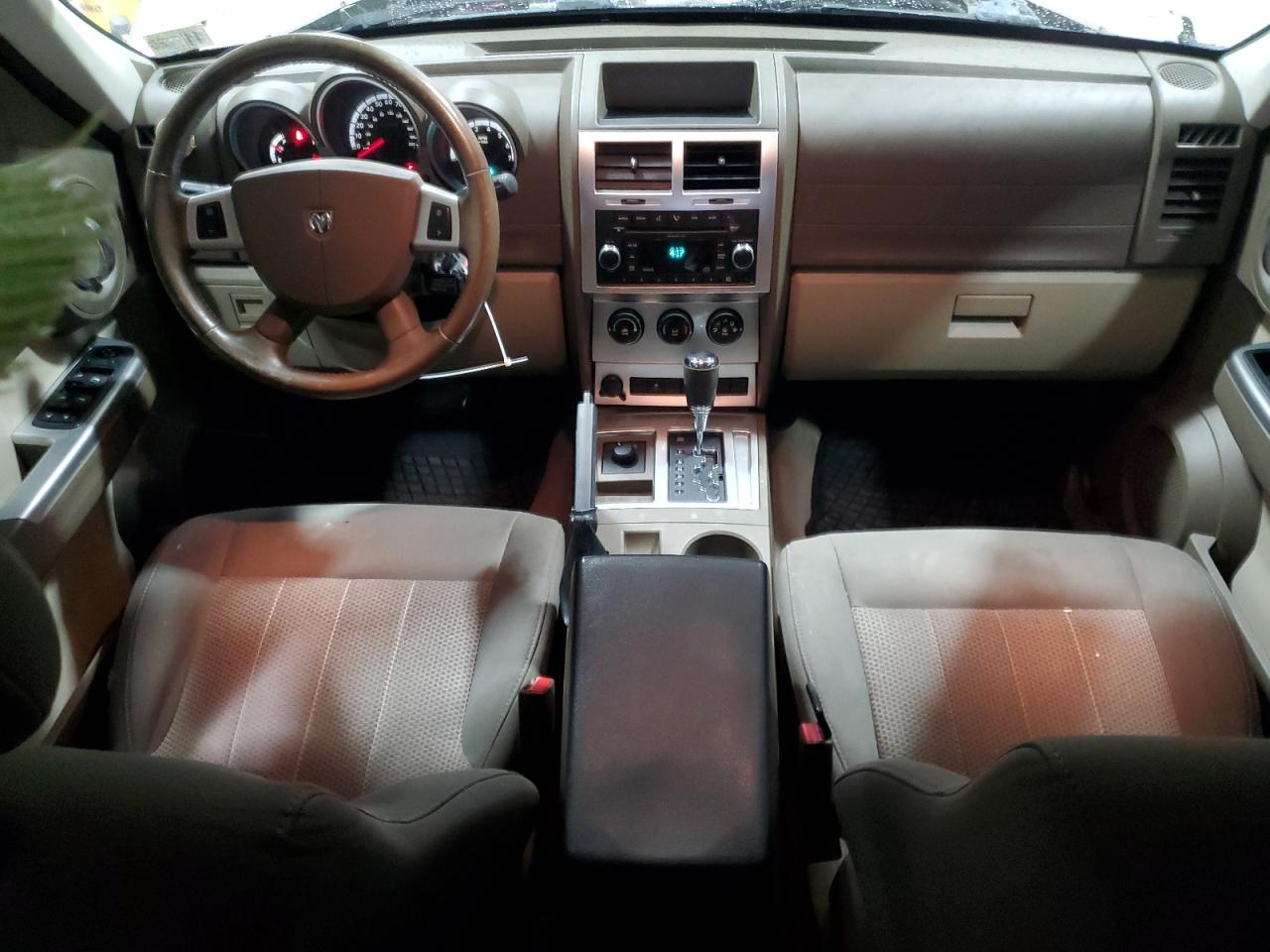 2010 Dodge Nitro - Image 8