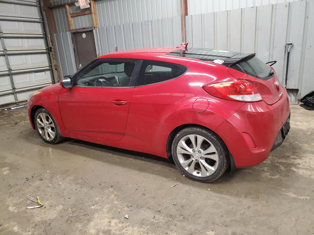2013 Hyundai Veloster - Image 2