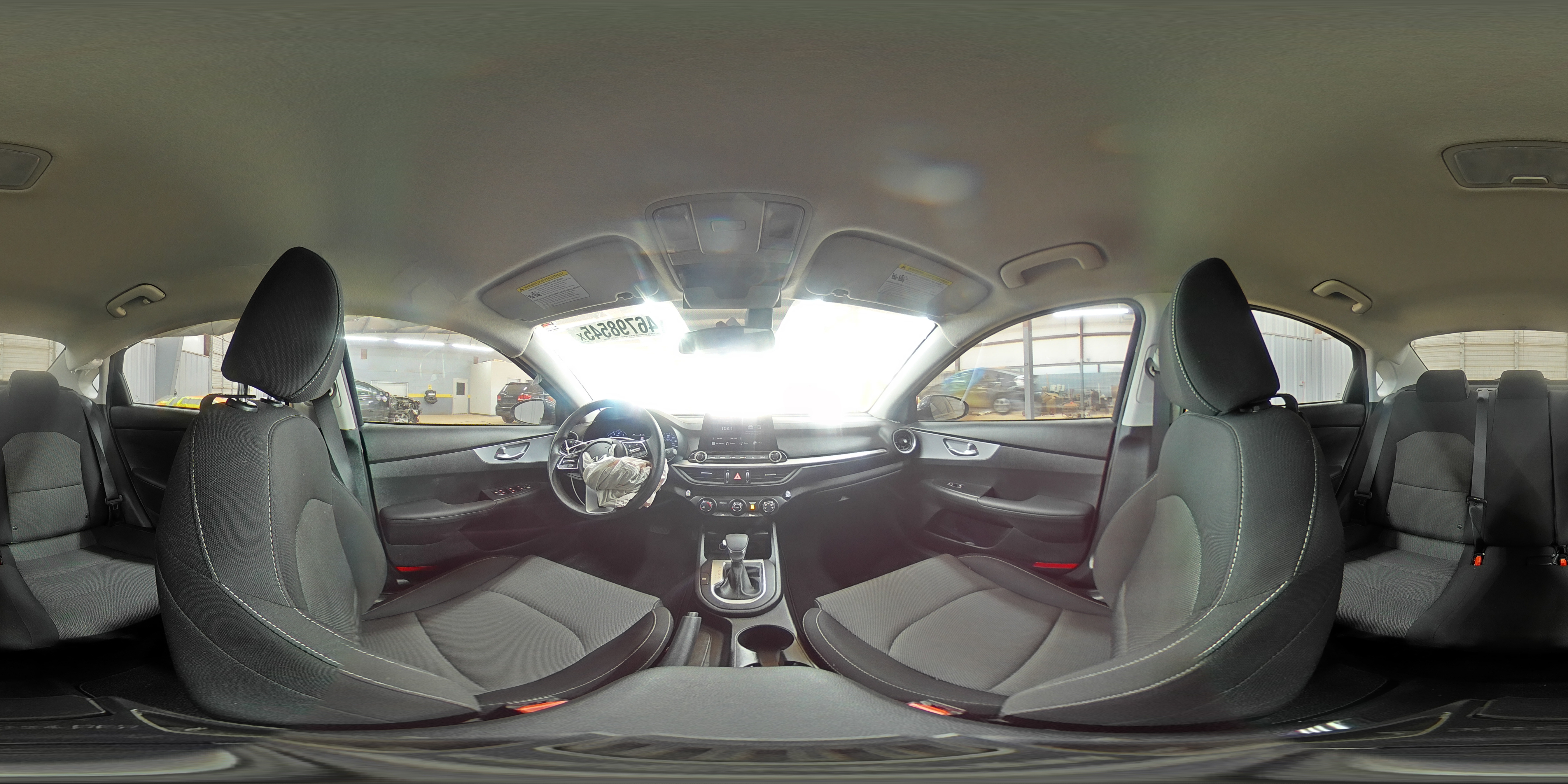 2024 Kia Forte - Image 13