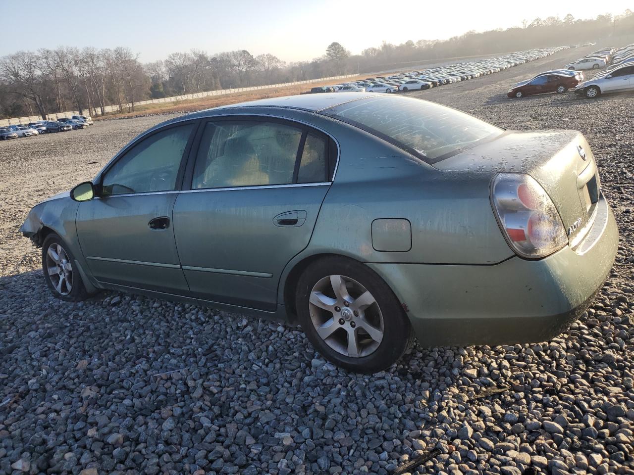 2005 Nissan Altima - Image 2