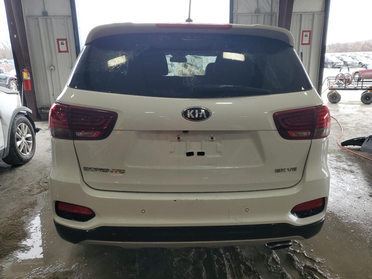 2020 Kia Sorento - Image 6