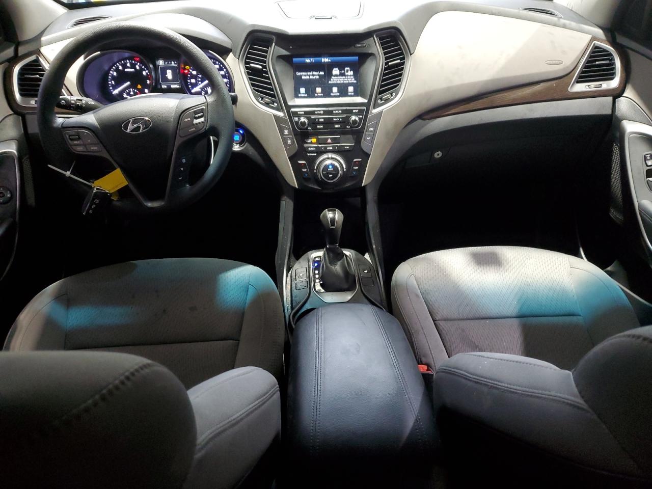2018 Hyundai Santa Fe - Image 8