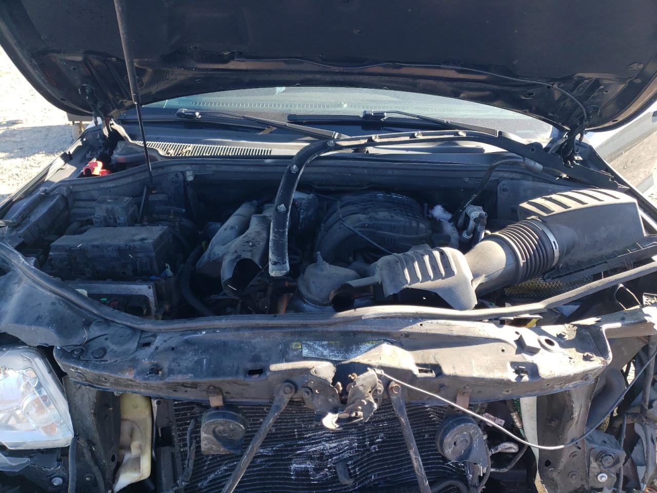 2012 Jeep Grand Cherokee - Image 13