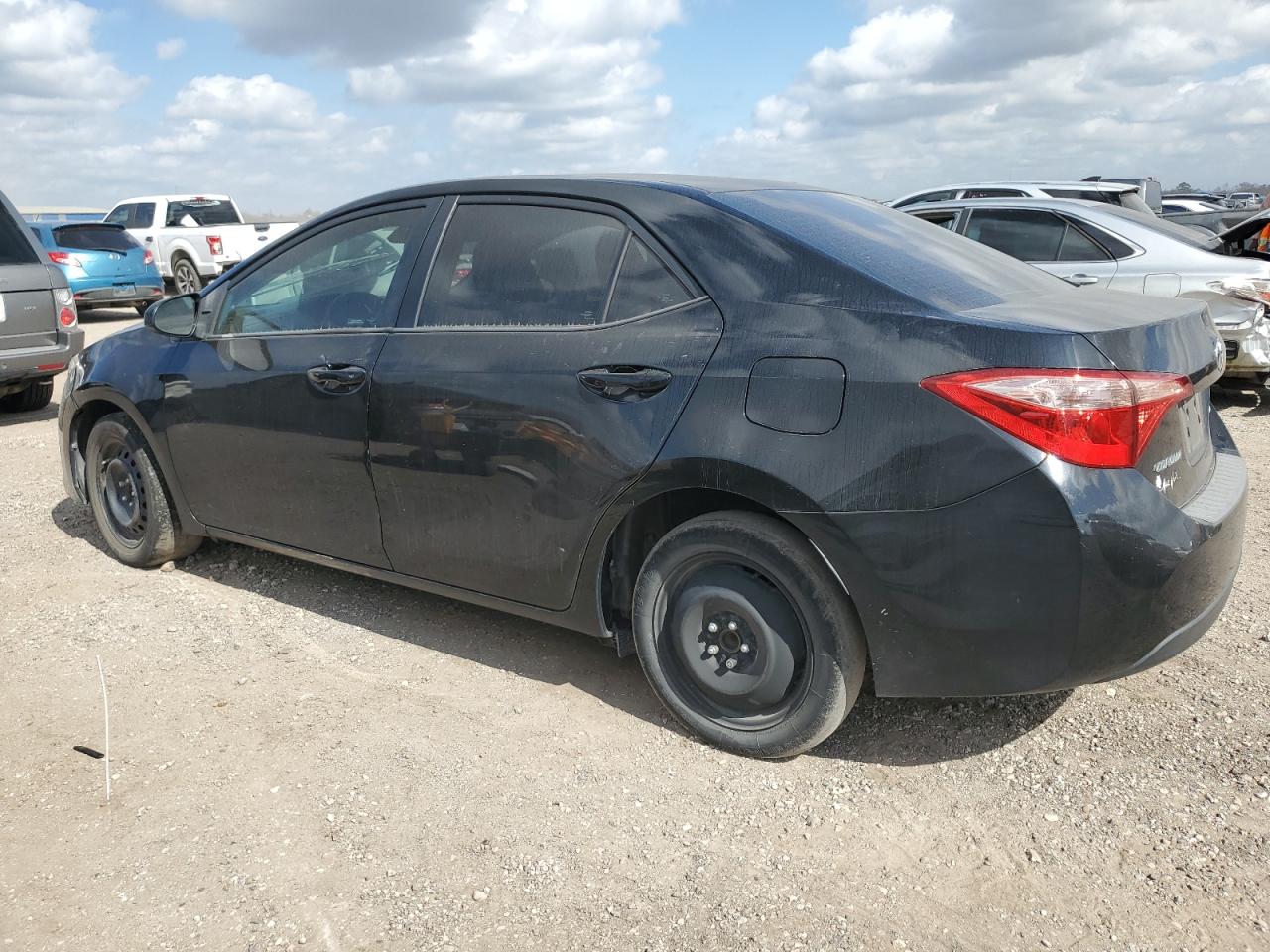 2018 Toyota Corolla - Image 2