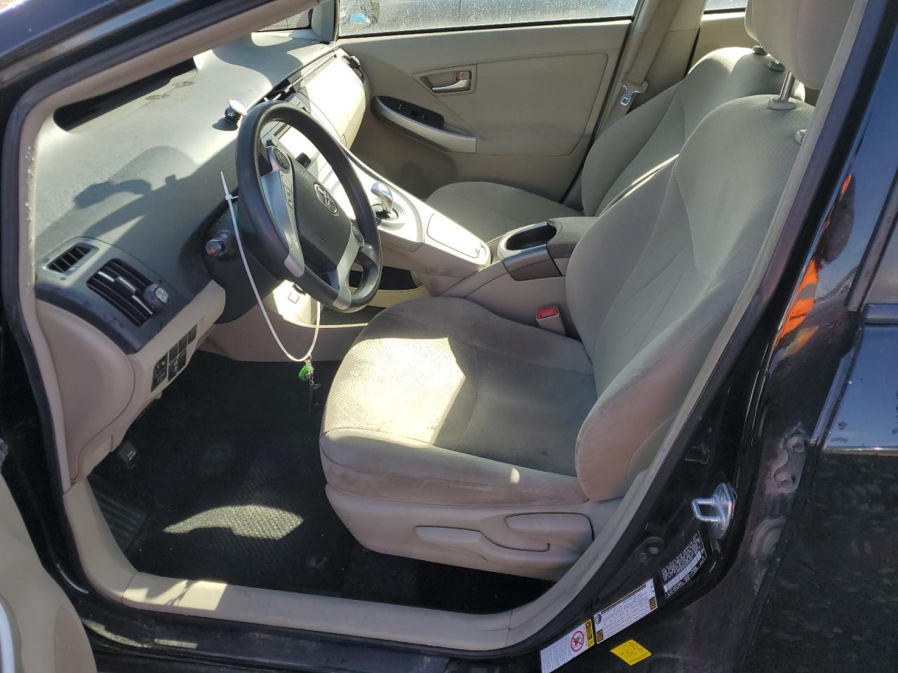 2012 Toyota Prius - Image 7
