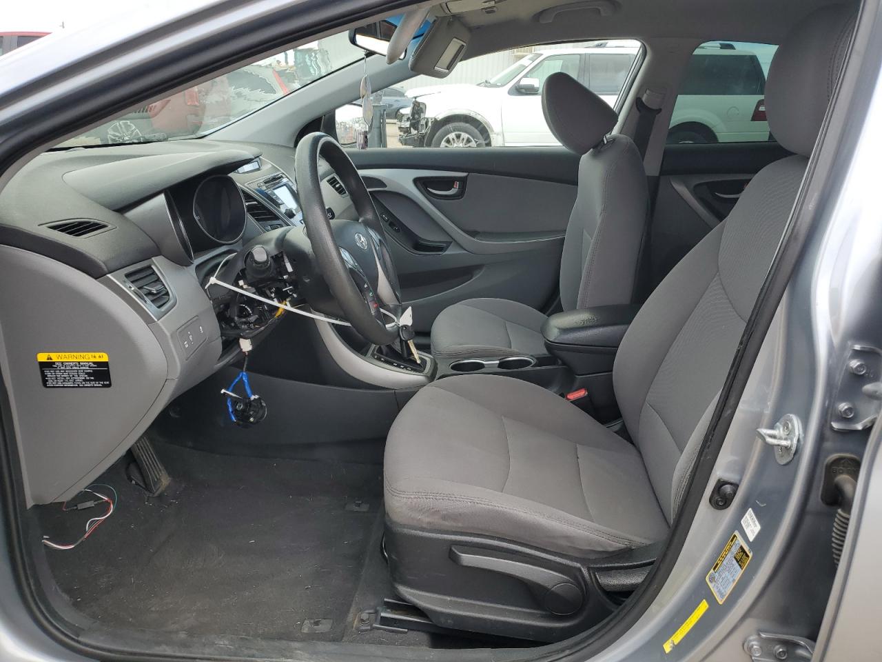 2015 Hyundai Elantra - Image 7