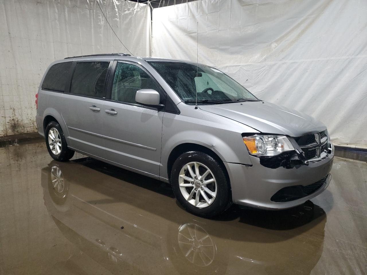 2014 Dodge Caravan - Image 4