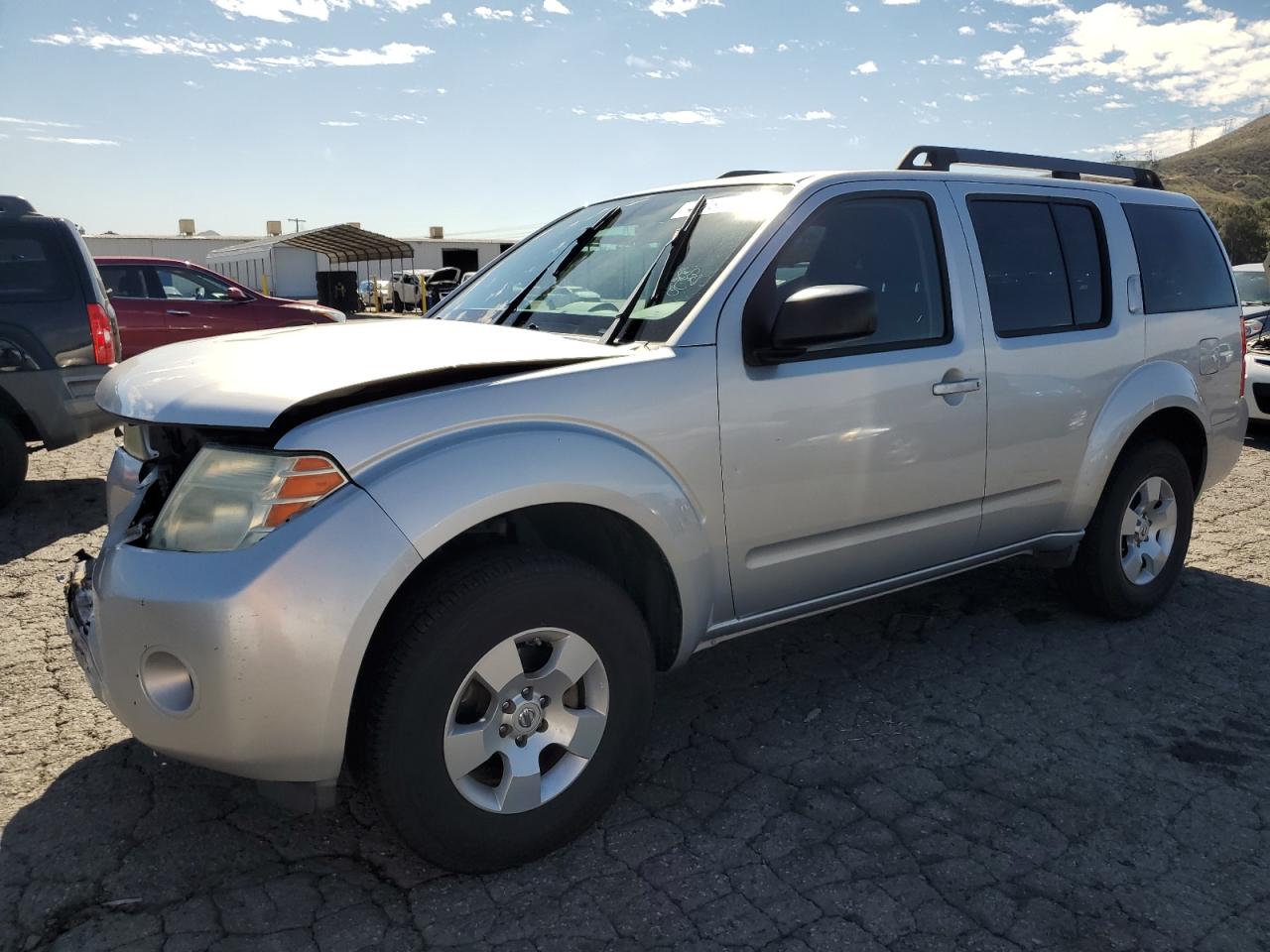 2010 Nissan Pathfinder - Image 1