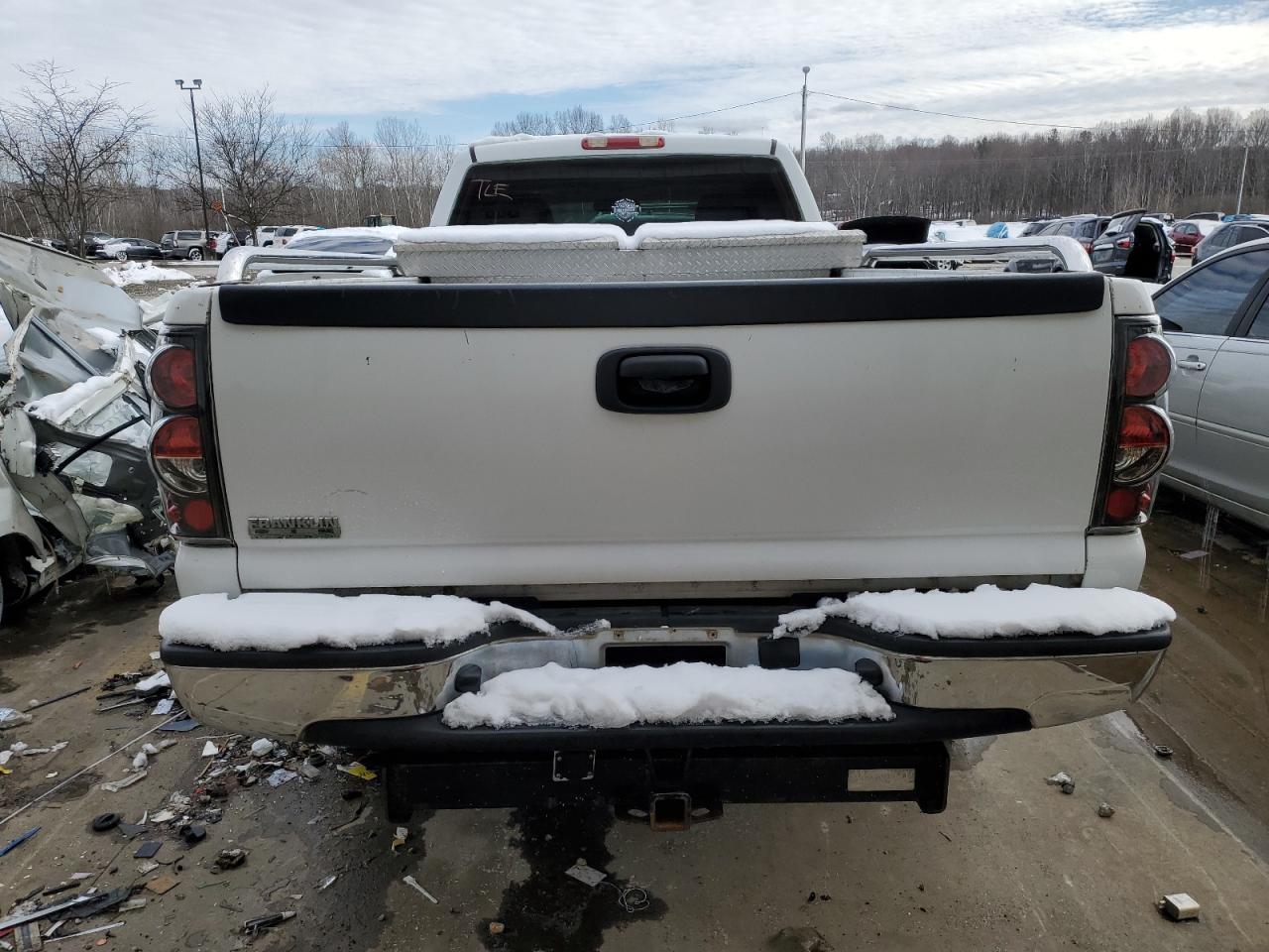 2006 Chevrolet Silverado - Image 6