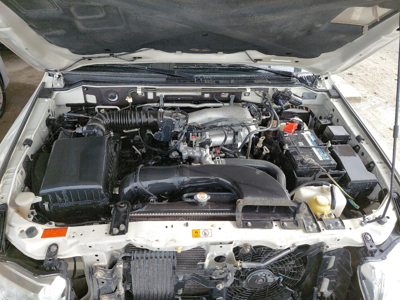JE4MR62N7HJ708471 - 2017 Mitsubishi Pajero - #45612195